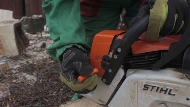 Как отрегулировать карбюратор бензопилы - Обслуживание бензопилы. Часть 11 смотреть онлайн