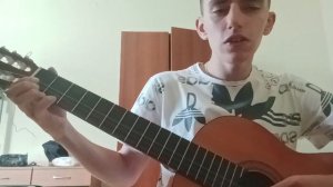 сделал из гитары балалайку и наяриваю песни