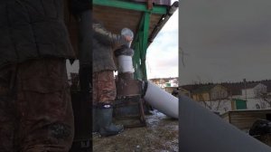 Дробление зёрна на моем новом самодельном сено зерно измельчителе