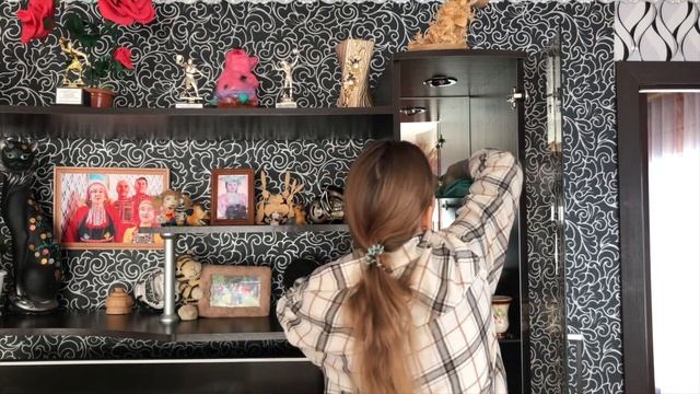 УБОРКА В ЗАЛЕ И ПРИХОЖЕЙ | ЗАКАНЧИВАЮ ПРОВОДИТЬ  ГЕНЕРАЛЬНУЮ УБОРКУ ПЕРВОГО ЭТАЖА К НОВОМУ ГОДУ?