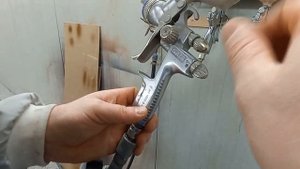 как настроить окрасочный пистолет ??