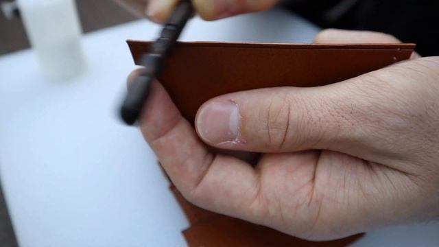 Кардхолдер с отделением для купюр. Бесплатная выкройка в PDF. Как сшить картхолдер из кожи?