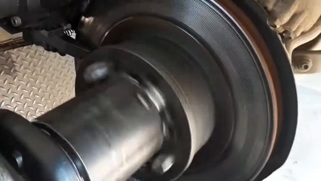 Тойота TLK200 проточка тормозных дисков.