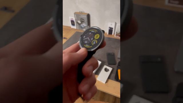 Одни из лучших бюджетных часов Xiaomi Mibro A1