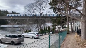 Stockholm Walks: Stocksund to Inverness Well. Exclusive suburb by the water.