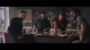 Тимати кормит кота в новой рекламе Whiskas