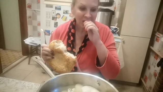 мукбанг картошка сосиска я пошла на момографию. в Москве поликлиники кайф смотреть онлайн