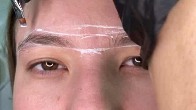 Разметка на заросших бровях. Разметка нитью и brow пастой. Оформление бровей. Эскиз бровей.mp4 смотреть онлайн