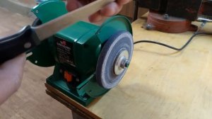 Как быстро заточить кухонный нож на точиле? Заточка ножа на бруске, камне. Точим быстро и без суеты