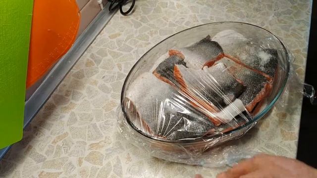 Засолка форели дома. Мужской способ.