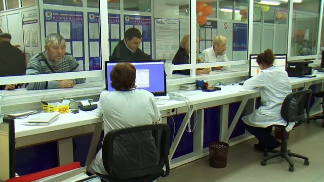 К врачам без очереди и по талонам смотреть онлайн