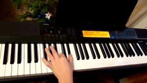 Простая танцевальная мелодия на синтезаторе