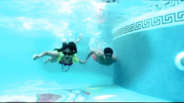 Rodrigo Lombardi , Katrina Kaif - (2017) Alex & Mera смотреть онлайн