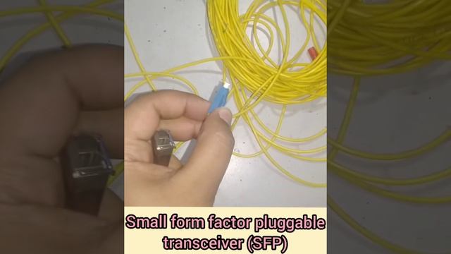 Small form-factor pluggable transceiver (SFP)