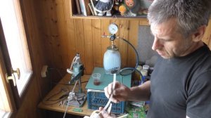 Заливка жидкого пластика  в силиконовую форму (серия №1)