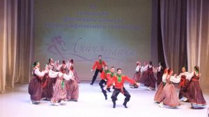 Уральская Рябинушка. Возле речки возле моста. Линия танца