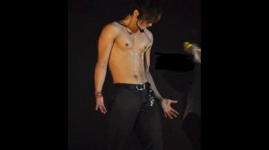 KIM HYUN JOONG ХОДЯЧАЯ СКУЛЬПТУРА SS301 PAIN