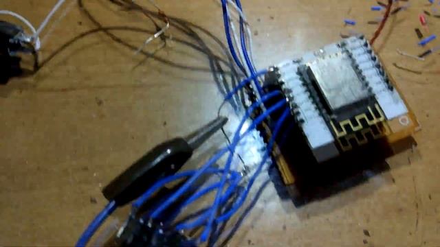 Управление RGB Лентой с Телефона.своими руками смотреть онлайн