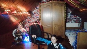 10 СПОСОБОВ КАК СЕСТЬ НА СТУЛ