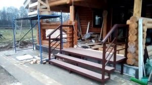 Крыльцо из металла