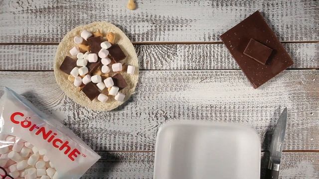 Сладкая пицца  с маршмеллоу