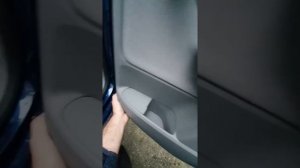 Volkswagen Golf 5 як зняти обшивку (карту) задньої дверки, как снять карту двери, розборка