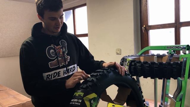 Melyik gumi a legjobb endurózni? |Zsigovits Norbert| смотреть онлайн