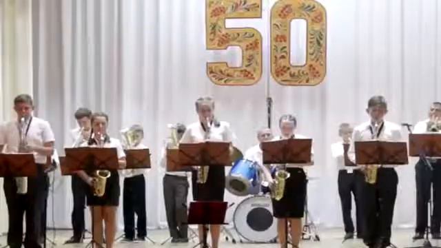 Новогоднее поздравление оркестрового отдела Севастопольской музыкальной школы №4 смотреть онлайн