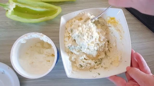 70-20: ПЕРЦЫ С НАЧИНКОЙ ИЗ ФЕТЫ/ Быстрые и несложные греческие блюда. смотреть онлайн