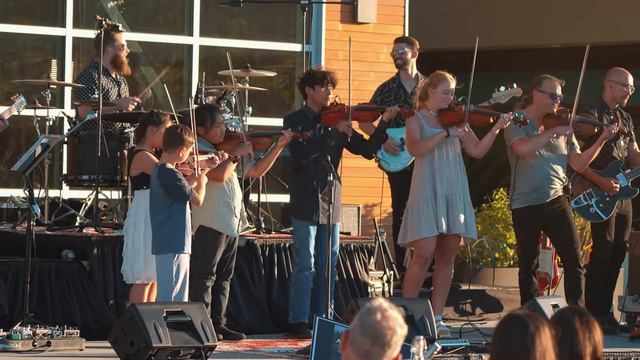 Twinkle Twinkle Little Star - Practice Violin and play like a Rock Star!! смотреть онлайн