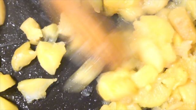 Пирог с яблоками на сметанном (кефирном) тесте смотреть онлайн