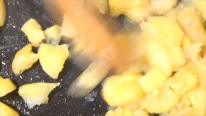 Пирог с яблоками на сметанном (кефирном) тесте