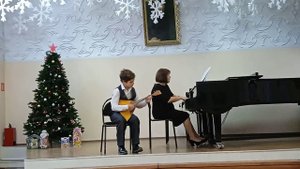 "Я с комариком ? плясала" - на балалайке, обработка М. Рожкова.