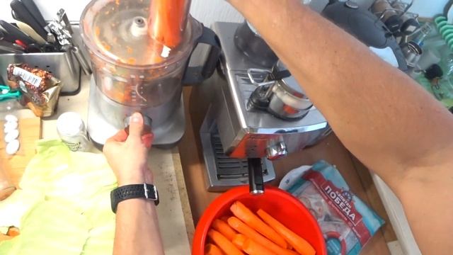 КАК КВАСИТЬ КАПУСТУ?! ЛУЧШИЙ РЕЦЕПТ КВАШЕНОЙ КАПУСТЫ ДОМА! смотреть онлайн