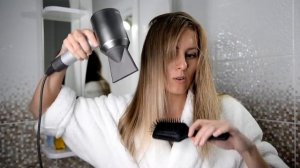 ГЛАДКИЕ ВОЛОСЫ. БЫСТРЫЙ СПОСОБ СУШКИ ФЕНОМ