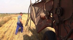 Замена ходового ремня на комбайне НИВА СК-5
