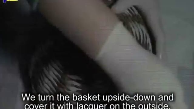 Glazing a woven paper basket. Lesson 6.