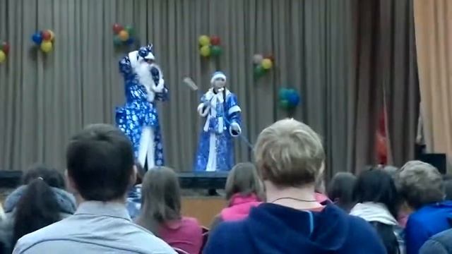 Здравствуй Рома Новый год! смотреть онлайн