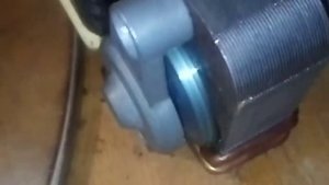 Люфт ротора вентилятора в аэрогриле Премьер, более 3 года каждый день крутился.