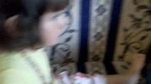 Прокалываем Ребенку Нос. Пирсинг. Видео для детей\ Pierce the child 's nose . Piercing