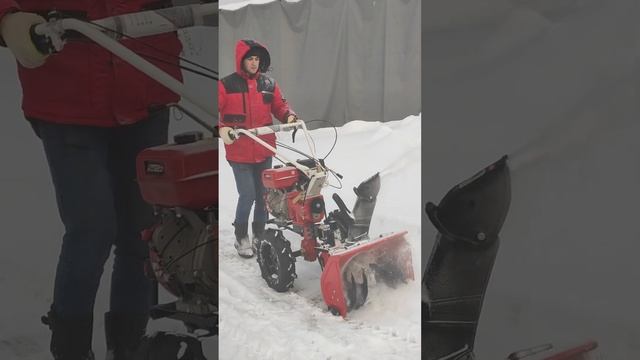 Снегоуборочная приставка под вом 18мм