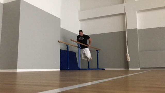 Упражнения с своим весом, брусья, турник, канат смотреть онлайн