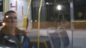 Не в тот автобус вошла, но нам по пути!