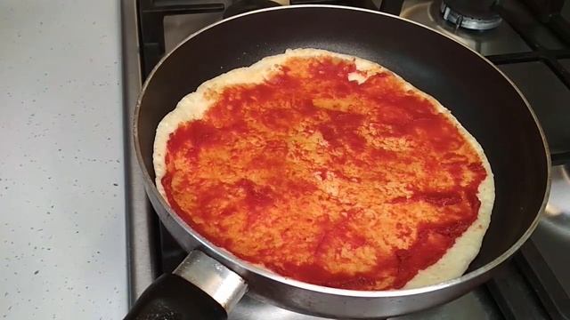 ПИЦЦА на сковороде. 2 РЕЦЕПТА БЫСТРОЙ пиццы без выпечки
