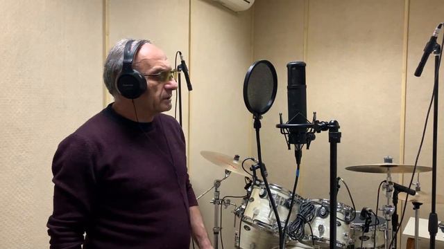 Albert Mirakyan - Zinvori erg (Armenian patriotic song)