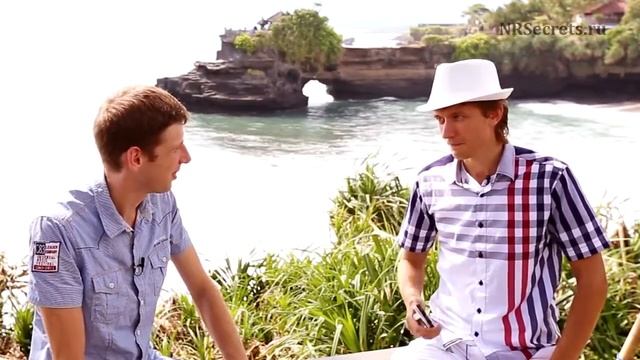 Предприниматель Михаил Гаврилов в передаче "Секреты новых богатых" [Интервью с острова Бали] смотреть онлайн