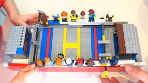 Идар и Дамир собирают с папой ЛЕГО самоделку настольный Футбол из ЛЕГО LEGO