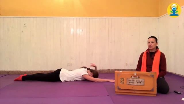 Armonía física y equilibrio mental por Yoga Darshan - Satyananda Yoga смотреть онлайн