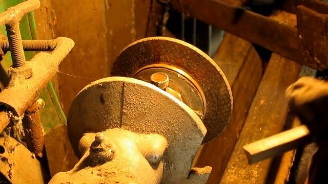 Токарный резец по дереву сделанный из напильника смотреть онлайн