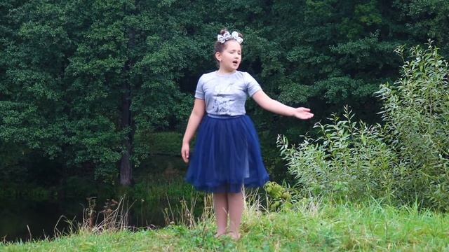 Викторова Ксения - "Где гнутся над омутом лозы" смотреть онлайн